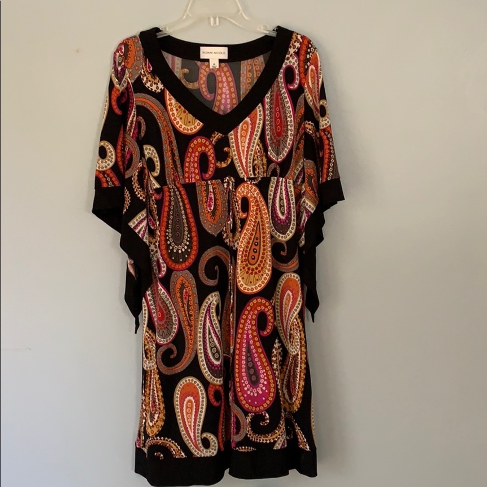 Ronni Nicole Black Print Handkerchief sleeve Sz14